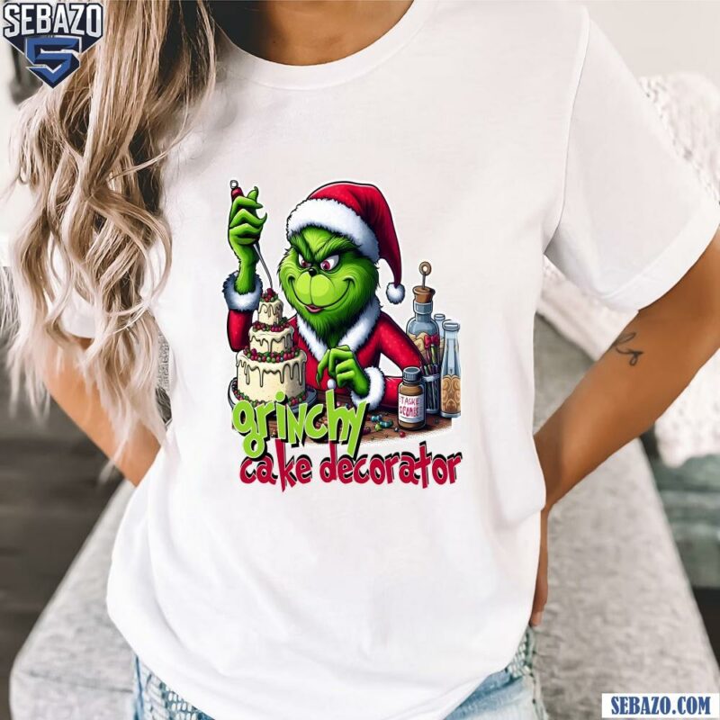 Grinchy Cake Decorator Grinch Christmas Baker Shirt t-shirt