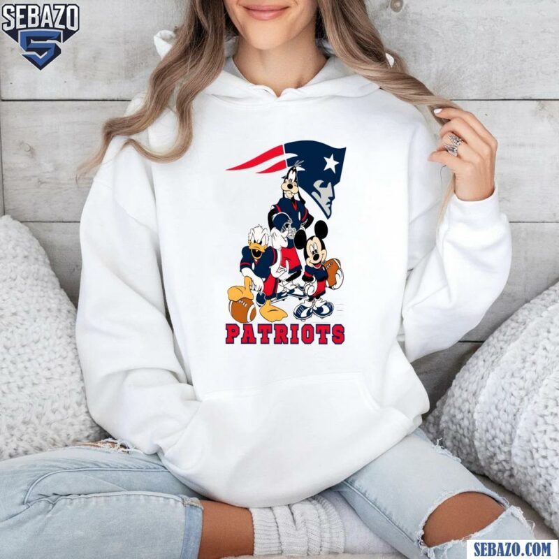 Mickey And Friends New England Patriots Football Shirt hoodie