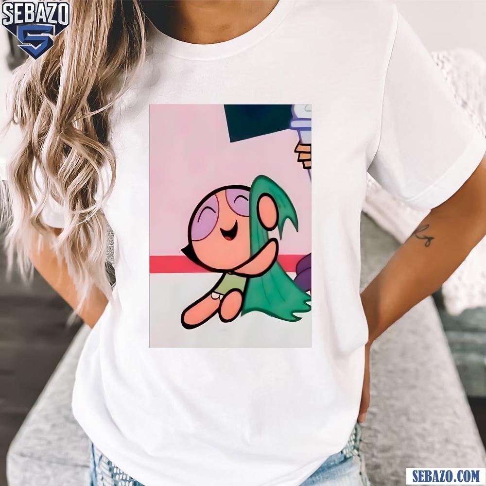 The Powerpuff Girls Buttercup Hugs The Towel Shirt t-shirt