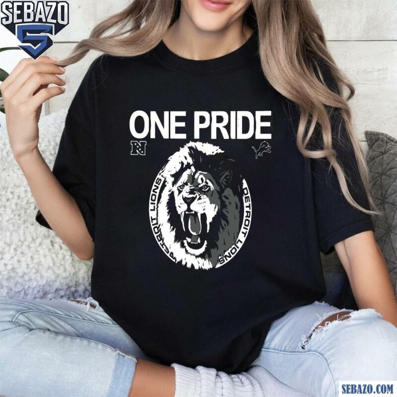 Vintage One Pride Detroit Lions Logo Mascot Shirt t-shirt