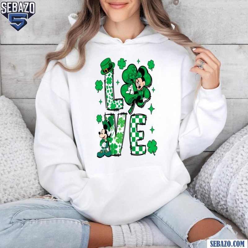 St Patricks Day Disney Mickey And Minnie Shamrock Love Shirt hoodie