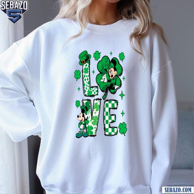 St Patricks Day Disney Mickey And Minnie Shamrock Love Shirt sweatshirt