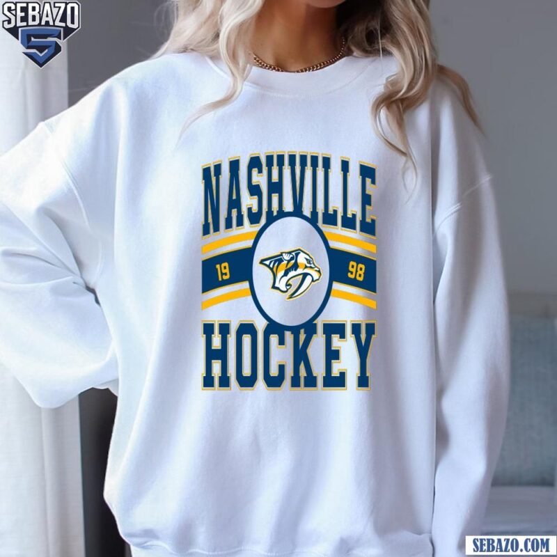 Vintage Nashville Predators Hockey Logo 1998 Shirt sweatshirt